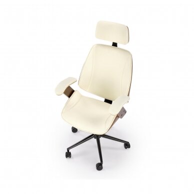 IGNAZIO cream office chair on wheels 2